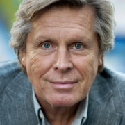 Großzügige Spende von Herrn Solbach für die Schule & Internat Steinmühle in Marburg, Hessen