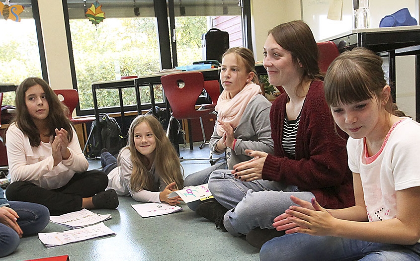 Steinmuehle_individual_2 Schülerinnen und Schüler werden in der Internatsschule Steinmühle individuell gefördert und lernen angepasst in Marburg, Hessen